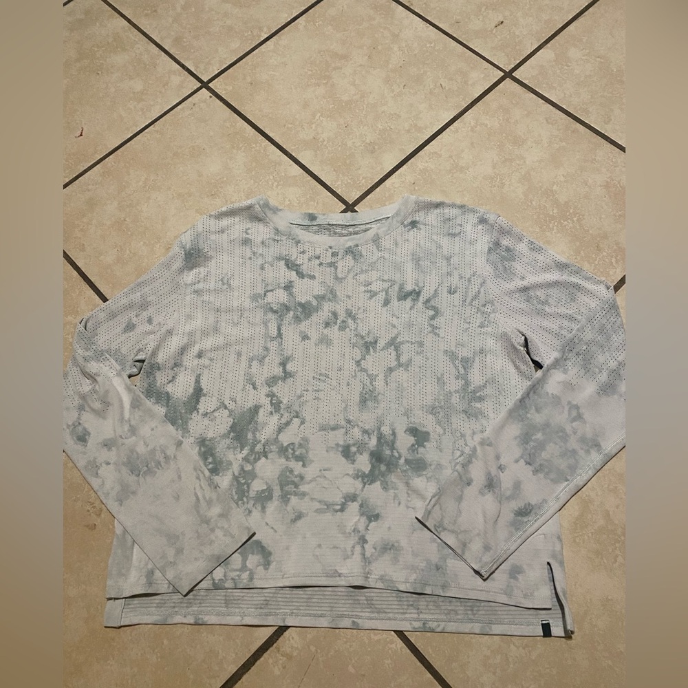 Lululemon Athletica Blue Tie-Dye Long Sleeve
